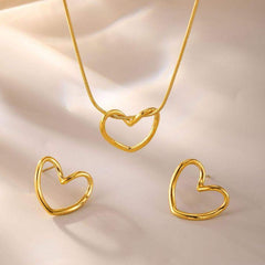 Twisted Love Pendant & Studs