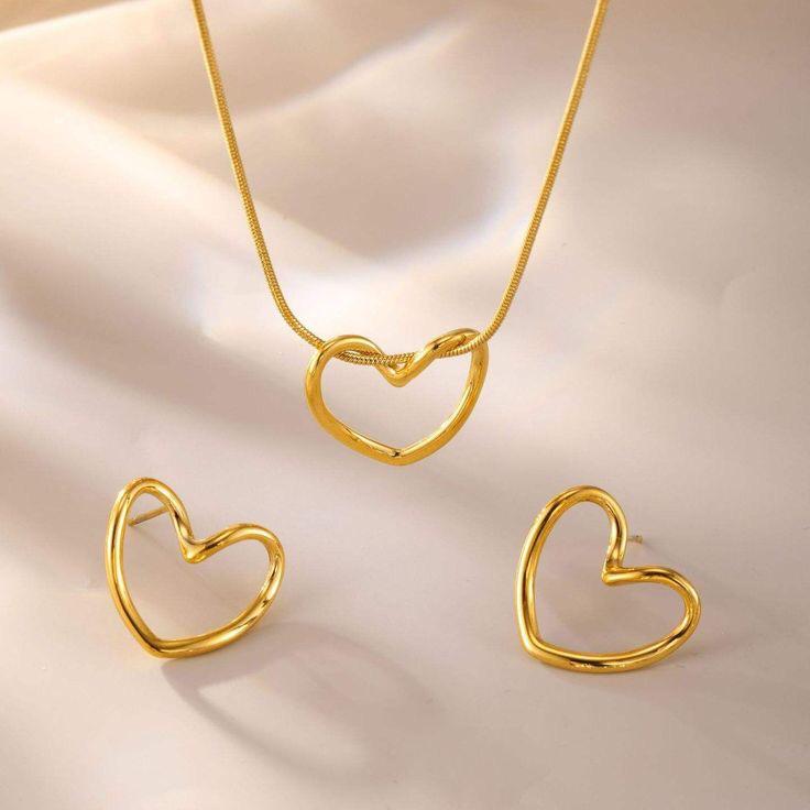 Twisted Love Pendant & Studs
